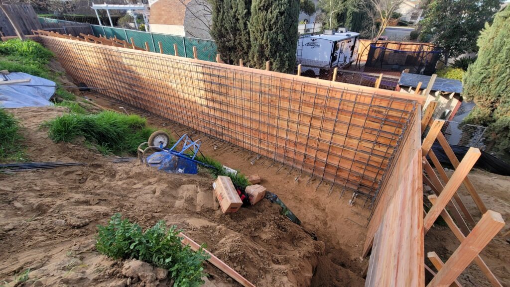 Concrete retaining wall rebar mat and structural reinforcement in Oakley California Contra Costa County